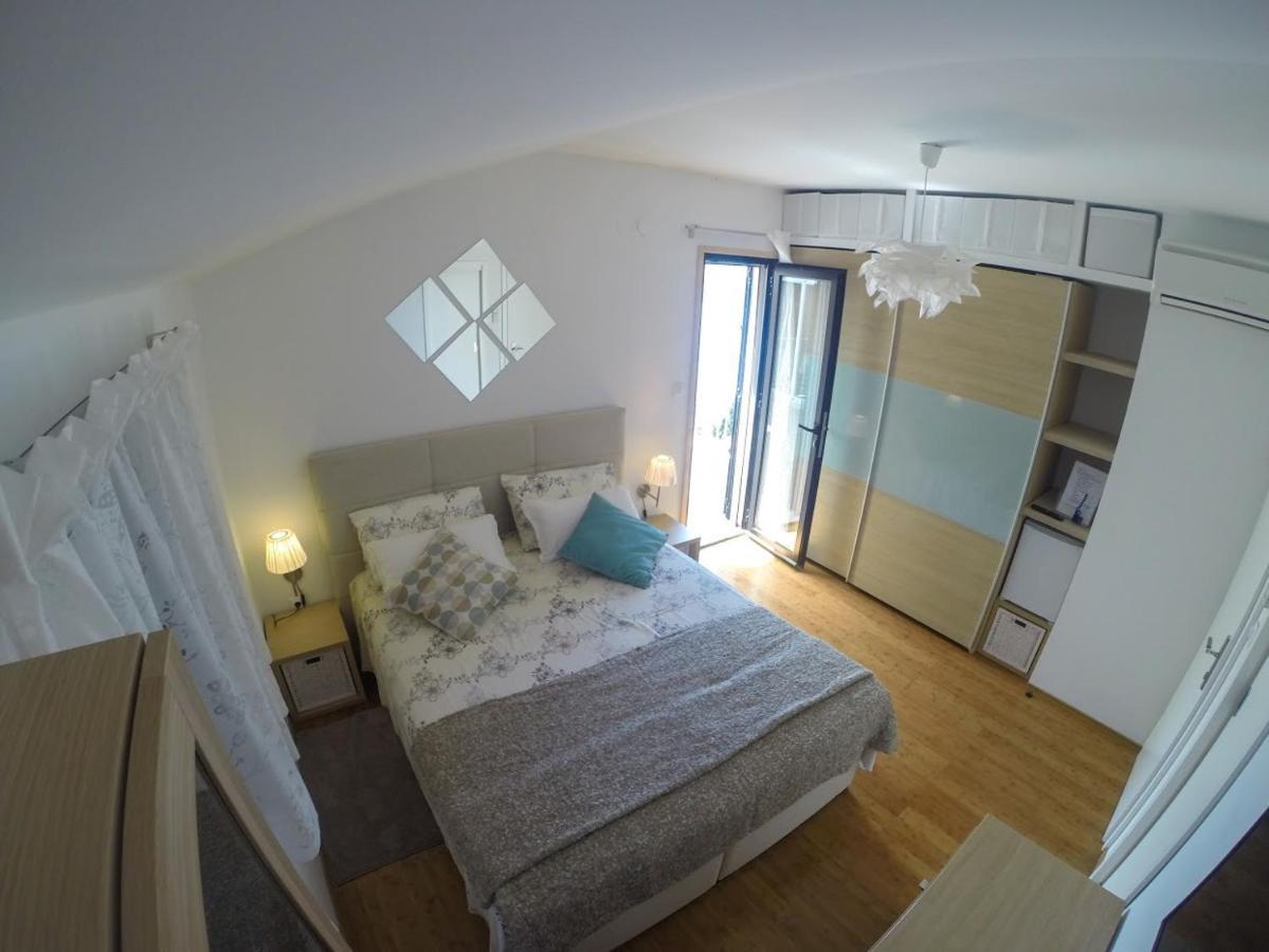 Apartment And Room Sveti Jakov Dubrovnik Dış mekan fotoğraf